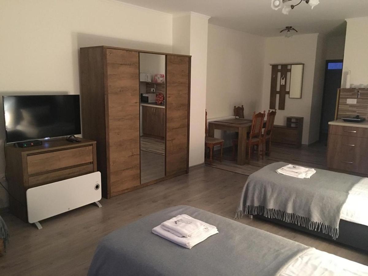 Aranykorona Apartmanhaz Miskolc Exterior foto
