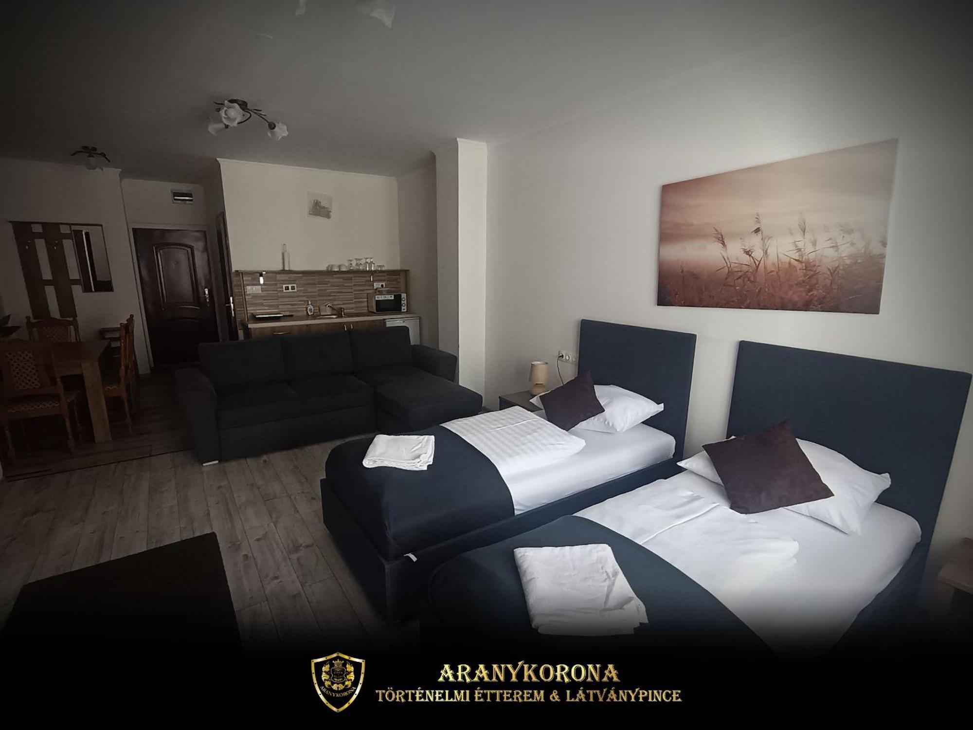 Aranykorona Apartmanhaz Miskolc Exterior foto